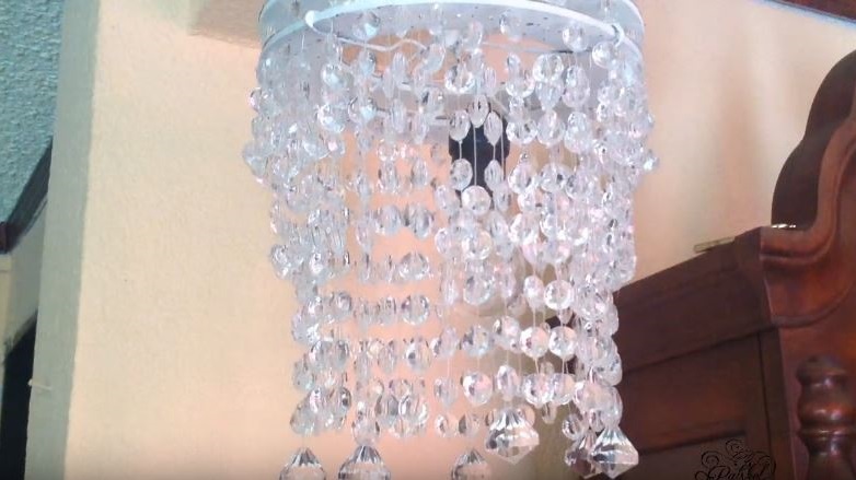 Como hacer un candelabro de cristal para decoración (DIY)